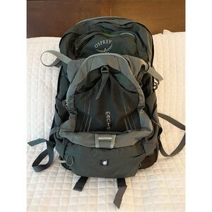 Osprey Manta AG 36 Hydration Hiking Backpack